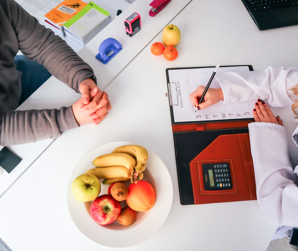 Lectura de contenido nutricional en tablet